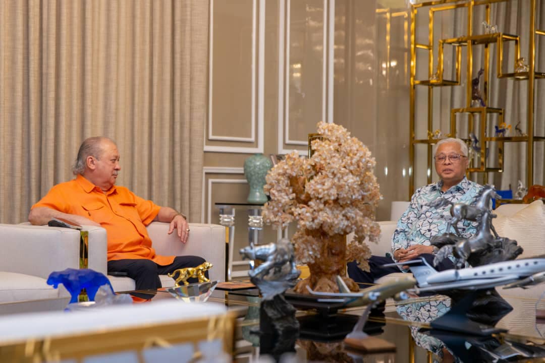 Ismail Sabri Menghadap Sultan Johor Edisi 9