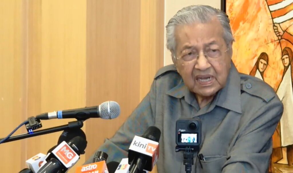 Tun M Tuntut Anwar Tarik Kenyataan Dalam Tempoh Hari Edisi