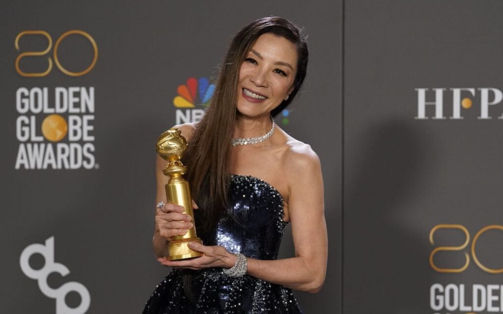 Michelle Yeoh cipta sejarah, raih Anugerah Golden Globes Edisi 9