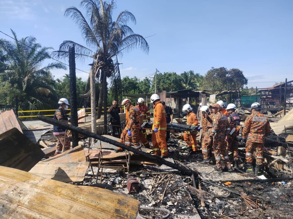 Warga Emas Rentung Dalam Kebakaran Enam Rumah Edisi 9 