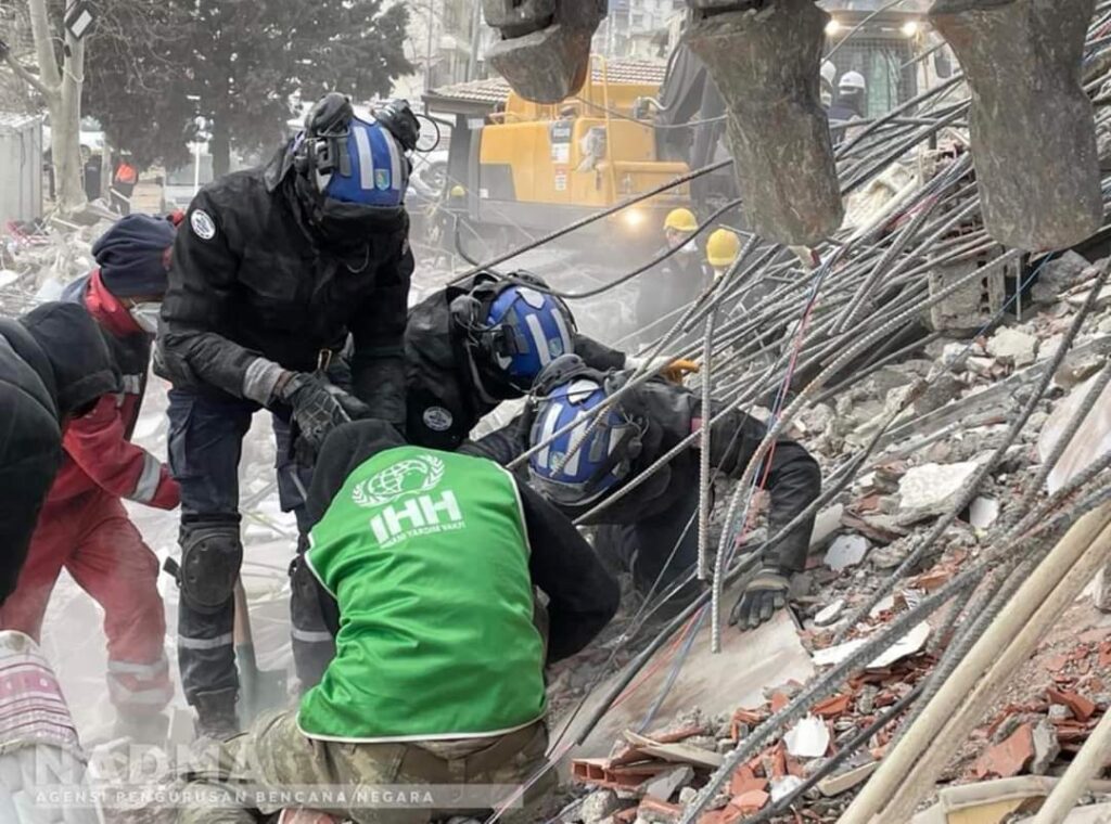 Gempa Bumi Turkiye Angka Korban Kini Lebih 23000 Edisi 9