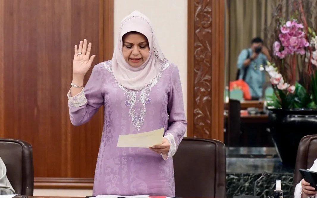 UMNO Lantik Shahrizat Sebagai Pengerusi HAWA | Edisi 9